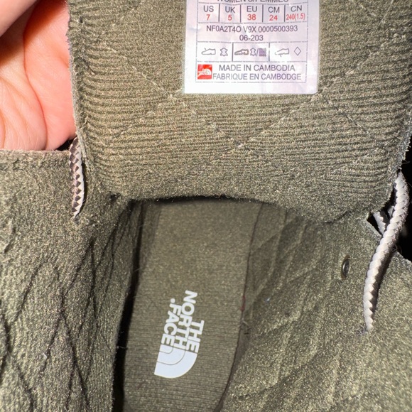 The North Face Charcoal Lace-Up Boots - Picture 6 of 6